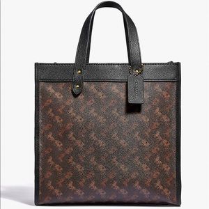 COACH Field Tote With Horse and Carriage Print